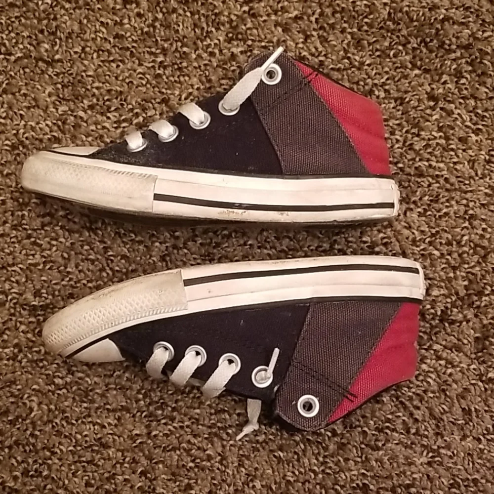 Converse all star little boy's size 11 black&white